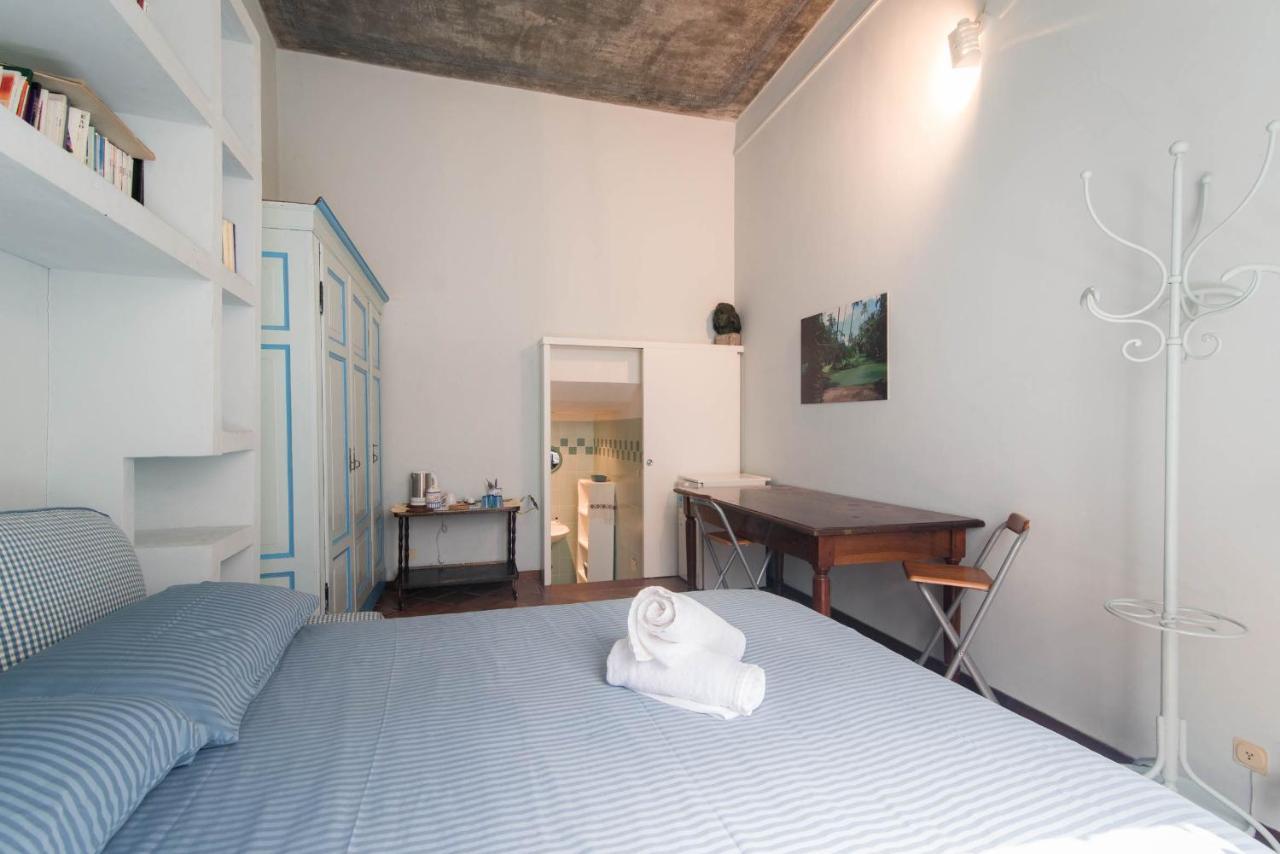Room 34 - The House Of Travelers Como Luaran gambar